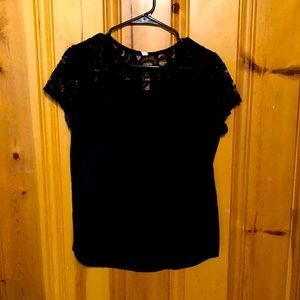 Black lace top size small